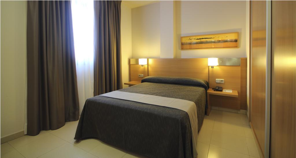 Aqua Hotel Nostre Mar Apartments Pineda de Mar Dış mekan fotoğraf